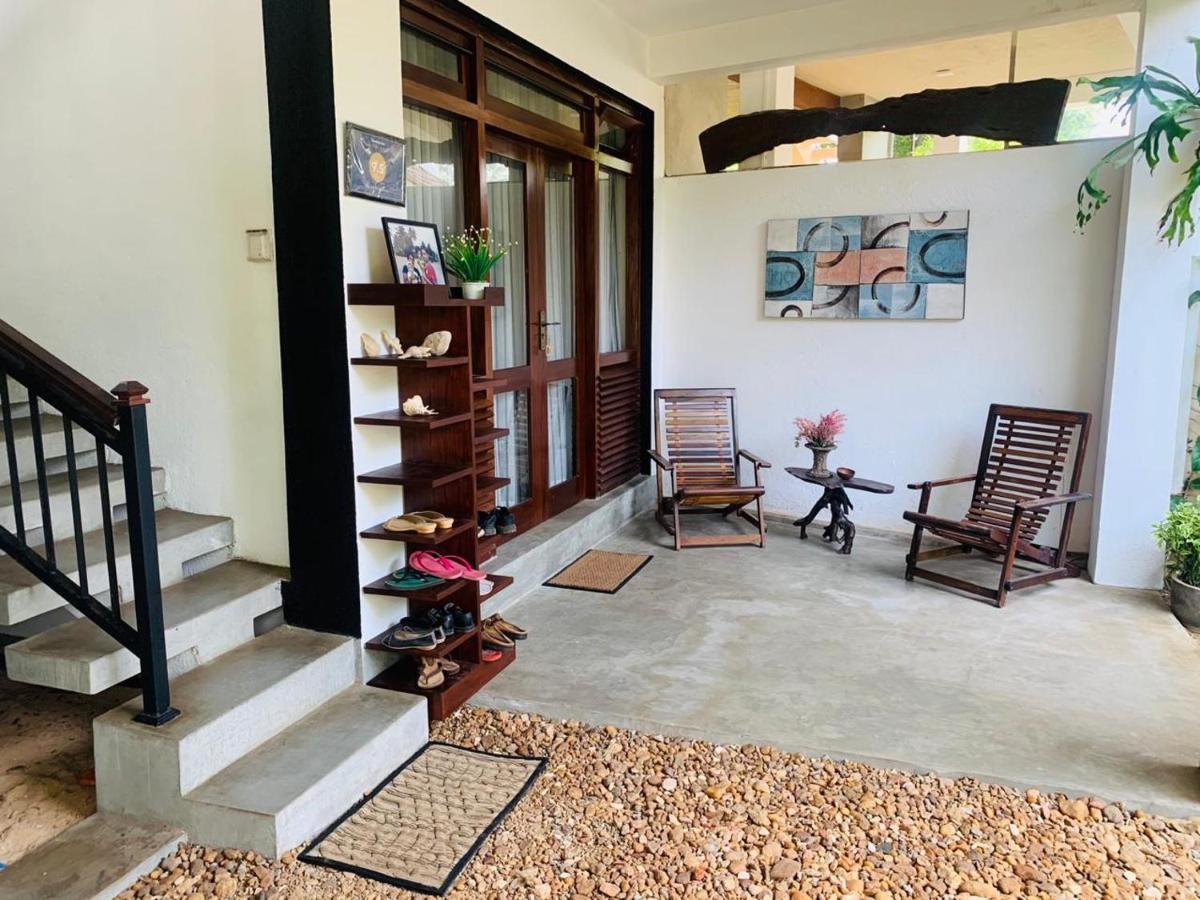 Villa A & A Hikkaduwa Extérieur photo